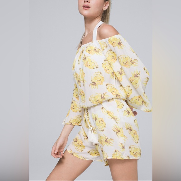 *DONATING SOON* White House Black Market | Small Pineapple print swim cover up - Picture 3 of 8